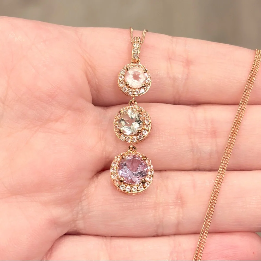 Elegant Gold and Pink Pendant Necklace - Picture 4 of 12